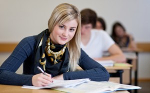 Mit Mathevideos von Mathehilfe24 online erfolgreich Mathe lernen. 